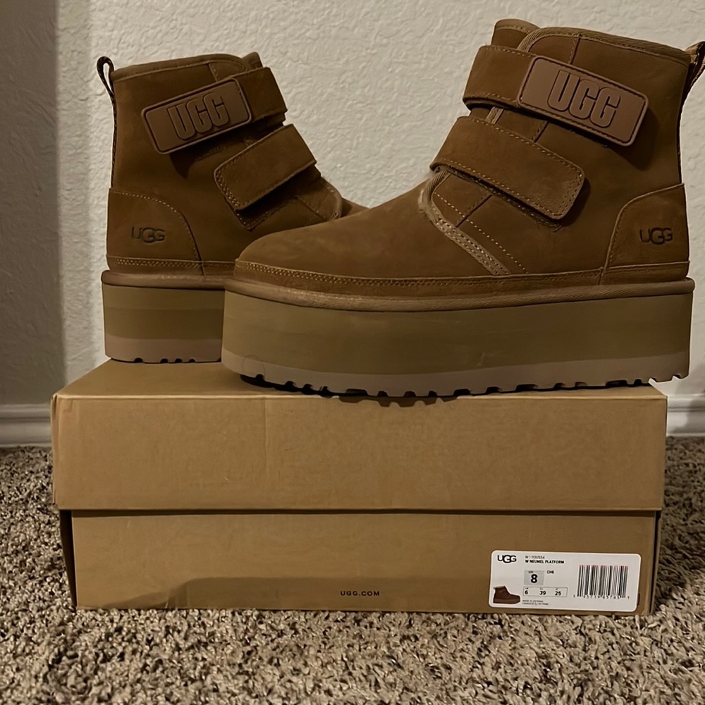 NEW Women’s UGG Nuemel Platform Boots Size 8